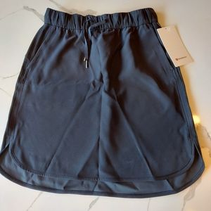 Lululemon - On the fly skirt